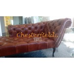 Recamiere Pompadour Chesterfield Rechtsseitig  C12 Antikwhisky