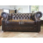 Windsor XL Antikbraun 2-Sitzer Chesterfield Sofa