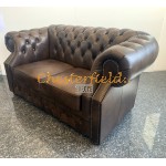Windsor XL Antik Mittelbraun 2-Sitzer Chesterfield Sofa
